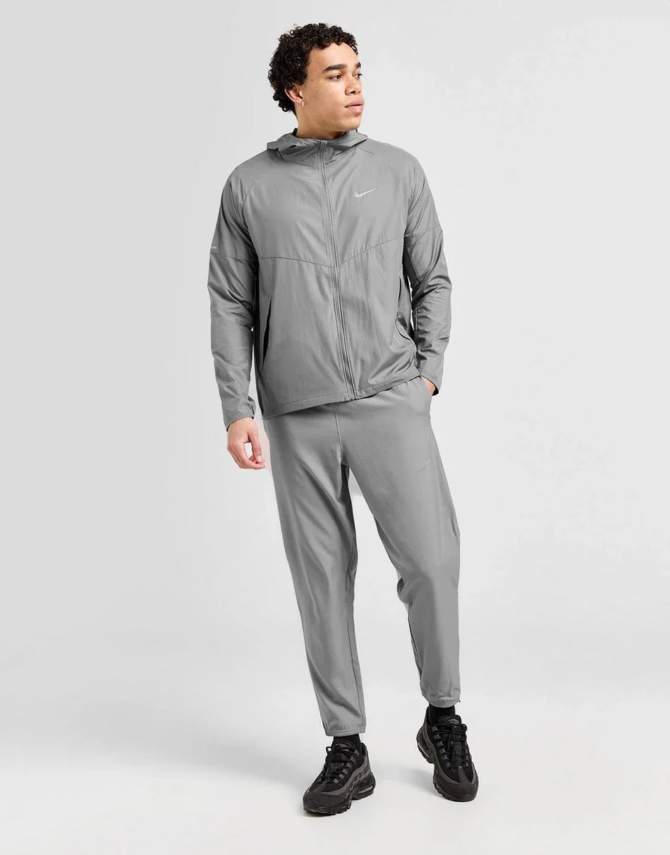 Nike Men's Water-Repellent Miler Running Jacket