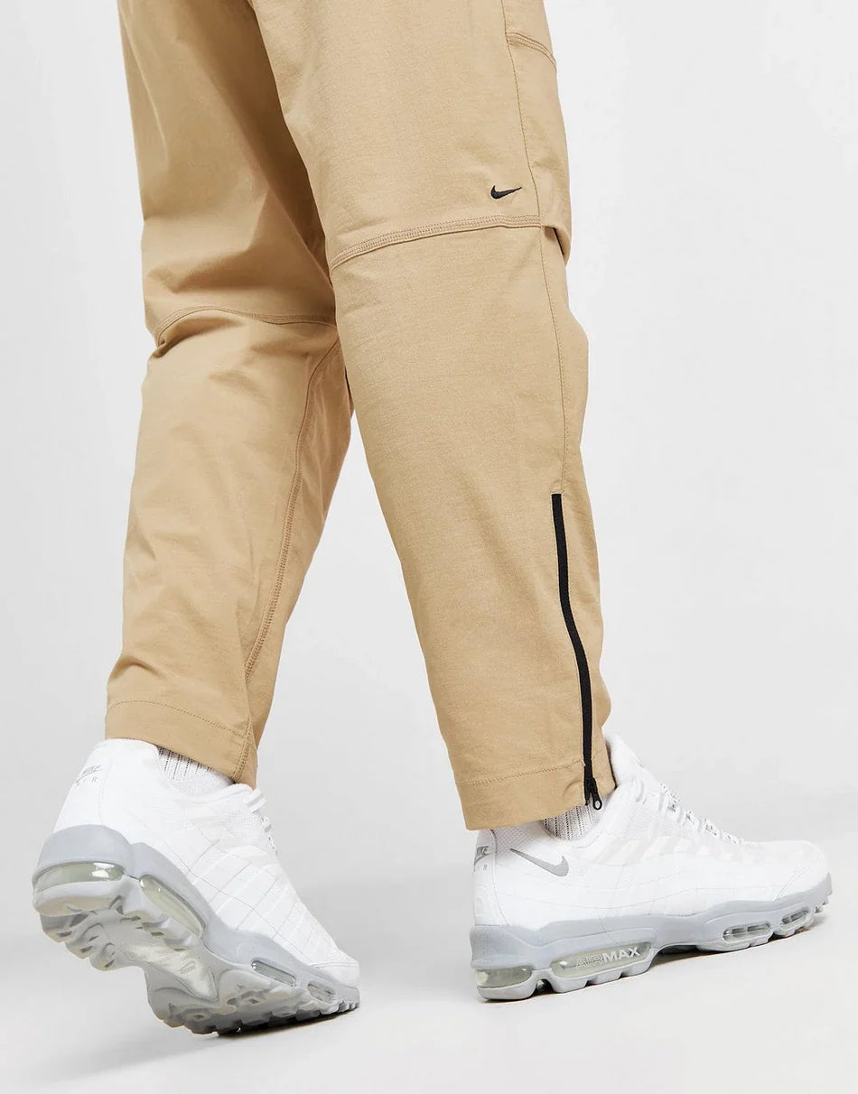 Nike Tech Joggers