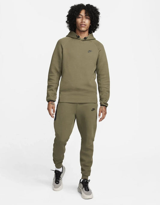 Nike Tech Fleece Overhead